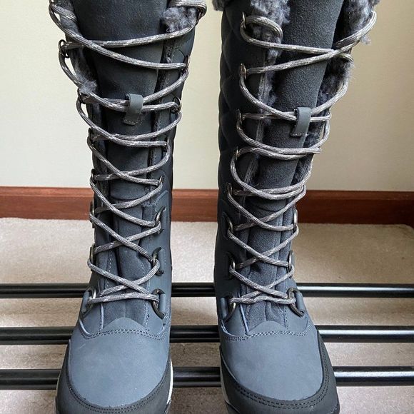 BEARPAW Shoes - BEARPAW Women Isabella Tall Leather Boots - NEW NWOB